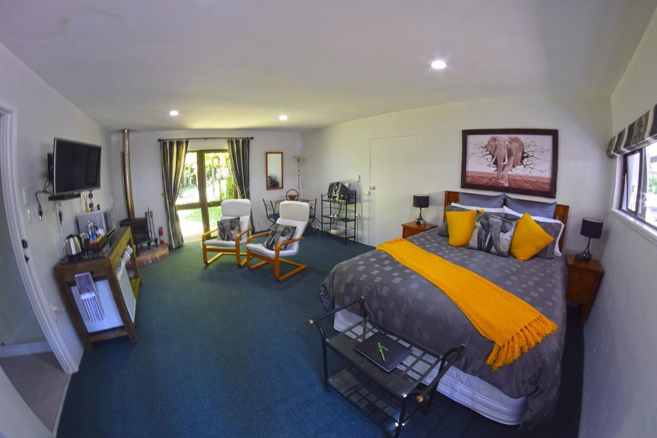 Villa Tepopo Gardens Rural Retreat Stratford Exterior foto