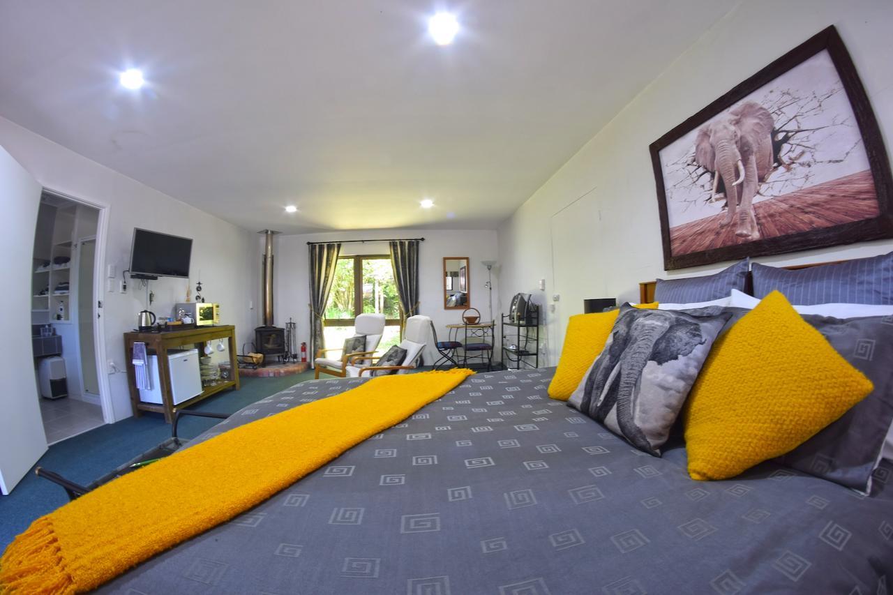 Villa Tepopo Gardens Rural Retreat Stratford Exterior foto